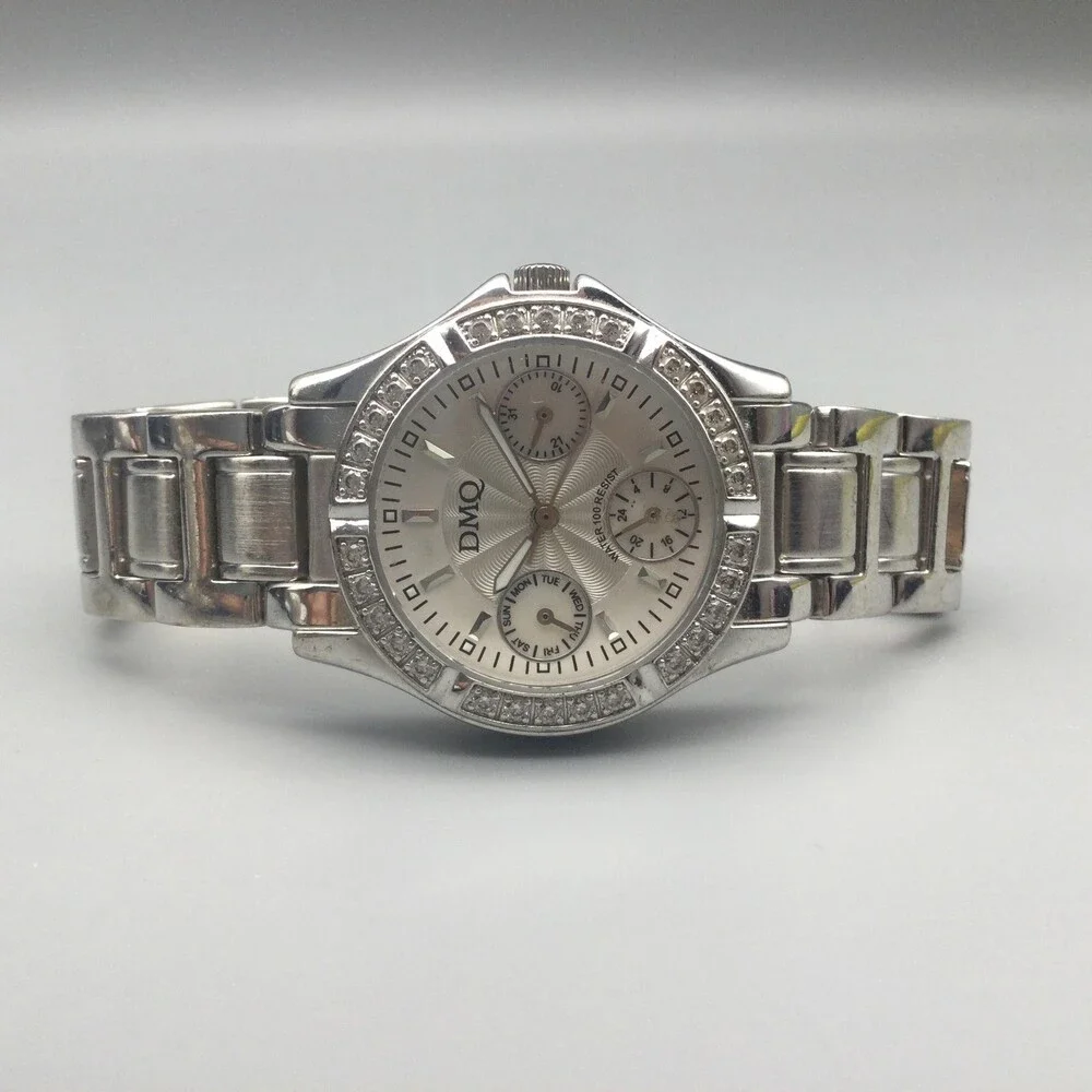 DMQ DQ/1067 Womens Watch 33mm Silver Tone Crystals Bracelet New Battery 6